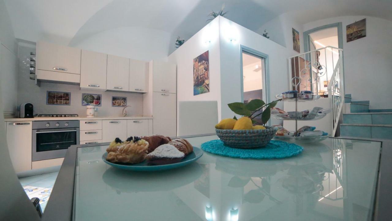 La Mostra Boutique Apartment Maiori Eksteriør billede